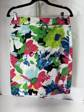Ann Taylor White Floral Pencil Skirt with Pink, Green & Blue Blooms 3532